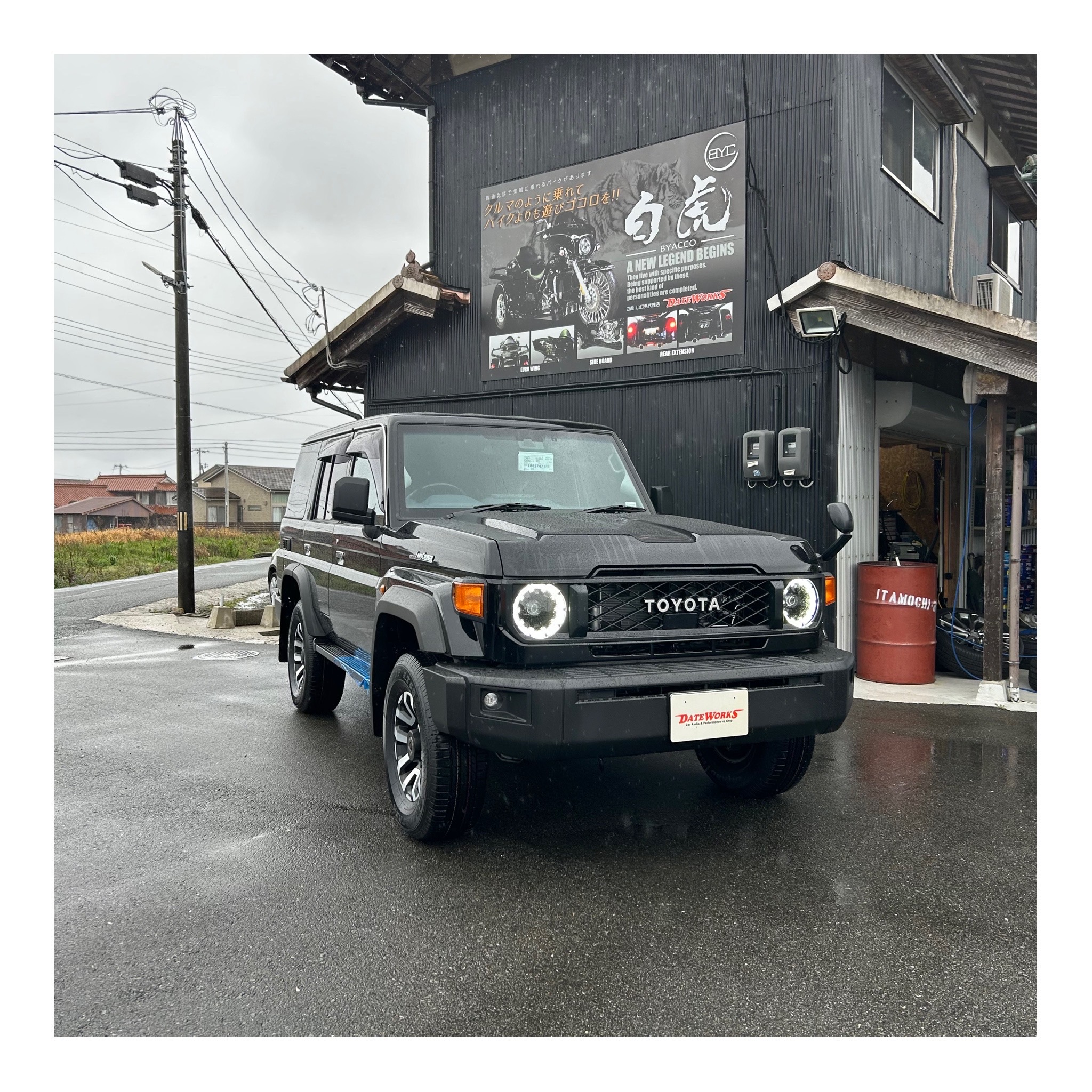 るーさん専用　テザーカー トヨタ ランドクルーザー70に最高の音響と盗難防止システムを！至高の